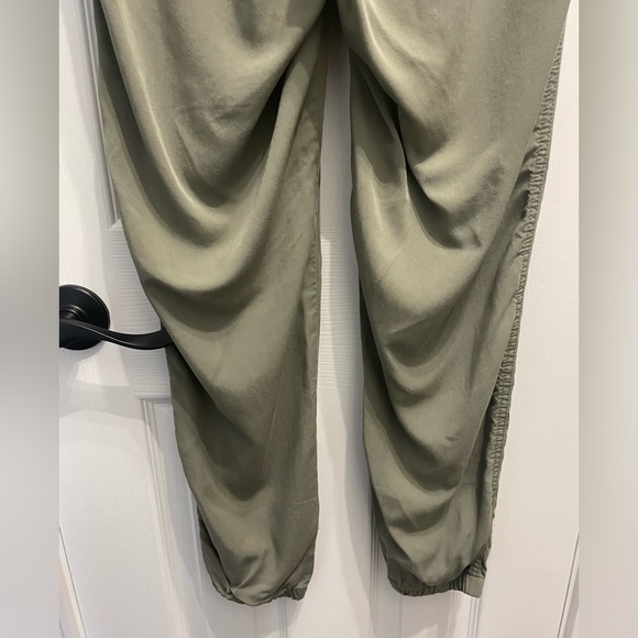 H&M Mama Maternity Women’s Olive Green Cargo Jogger Utility Pants Medium - Picture 7 of 9